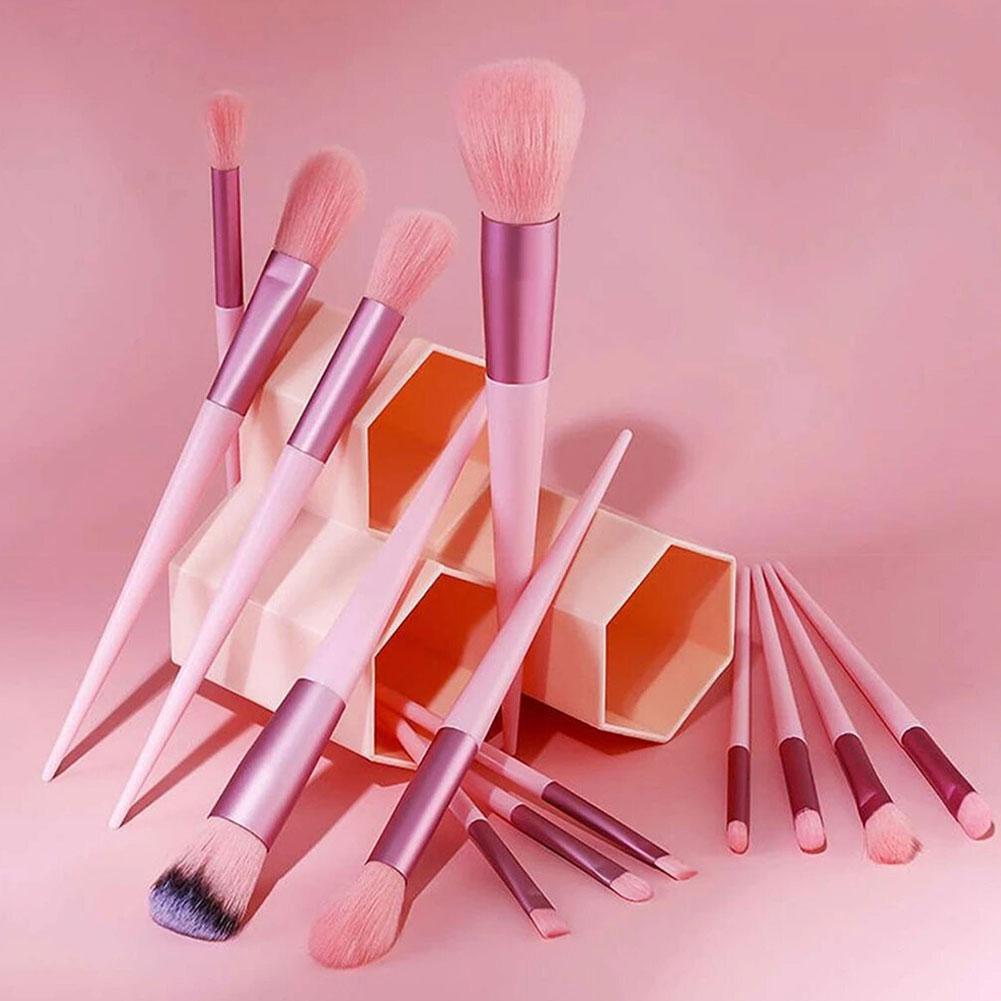 Beauty Makeup Egg - Ensemble de 33 pinceaux et éponges