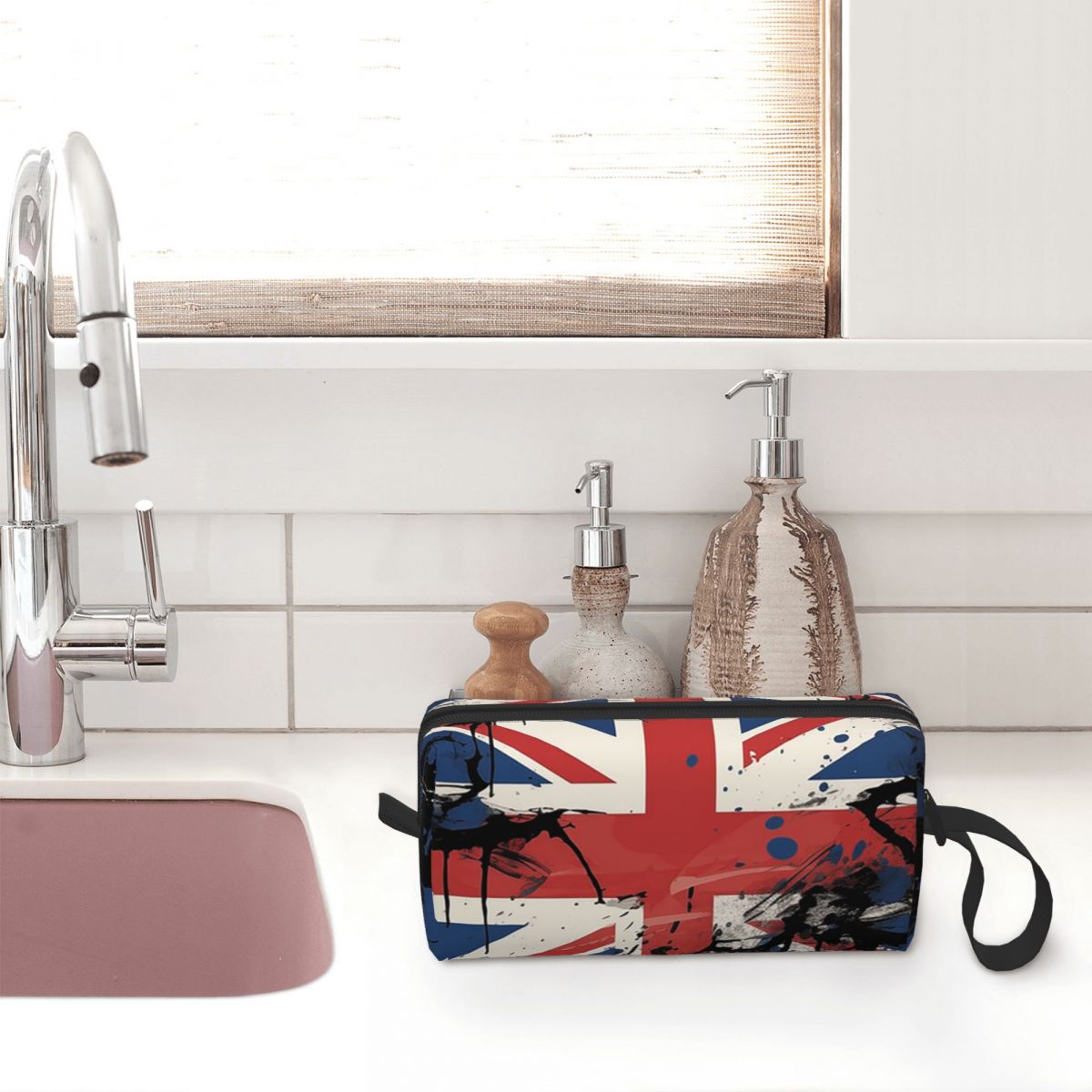 Sac de maquillage avec drapeau - Beauty Makeup Uk avis et prix