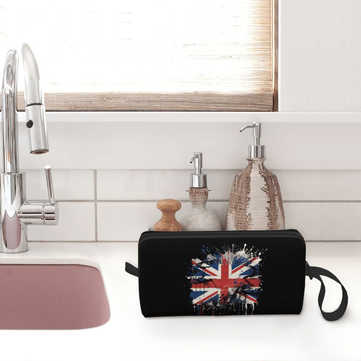 Sac de maquillage avec drapeau - Beauty Makeup Uk avis et prix